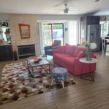 Beautiful Palm Springs Home Large Private Yard Buitenkant foto