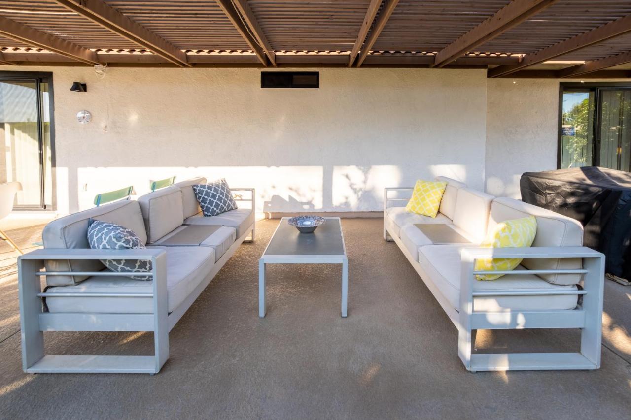 Beautiful Palm Springs Home Large Private Yard Buitenkant foto