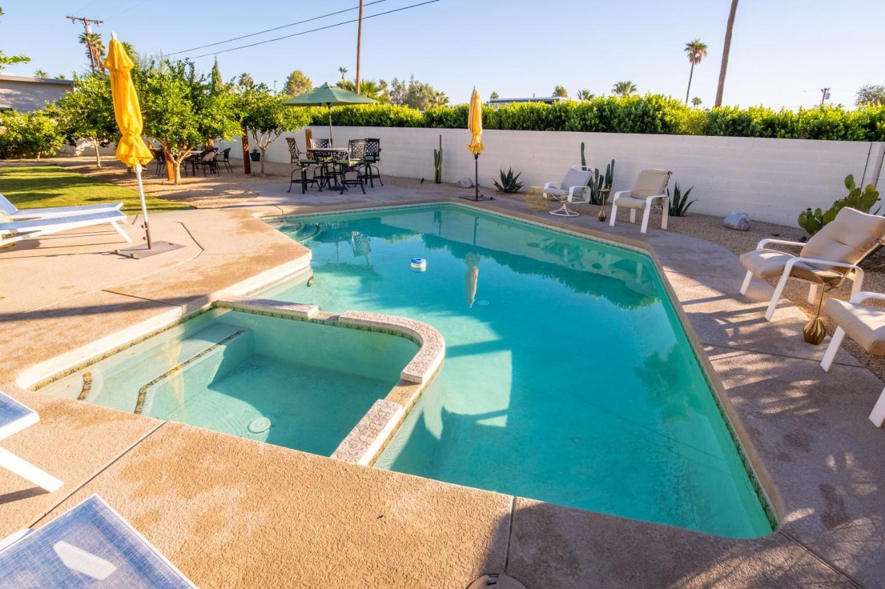Beautiful Palm Springs Home Large Private Yard Buitenkant foto